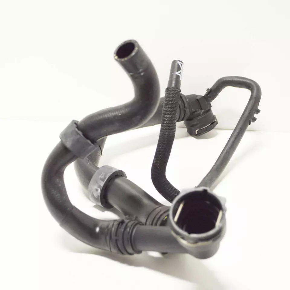 5Q0122101EA - Radiator Upper Hose - Image 3